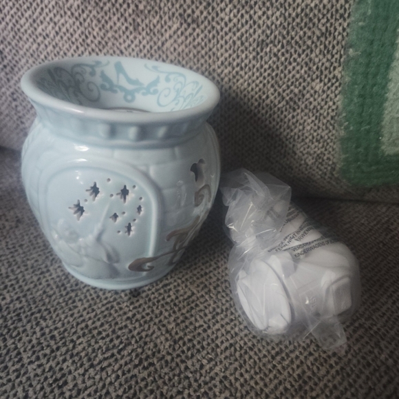 Scentsy warmer - Picture 4 of 4